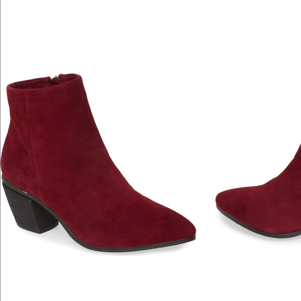 NIB Vince Camuto Booties